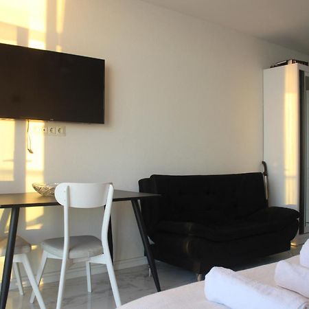 Appartement Sea à Batoumi Extérieur photo